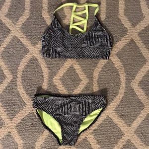 Cute girls two piece swimsuit